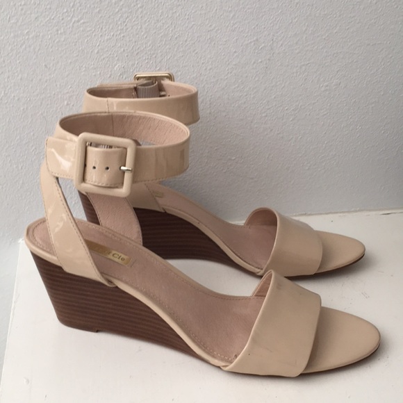 Louise Et Cie patent Leather Punya Wedge Sandals - Picture 3 of 17